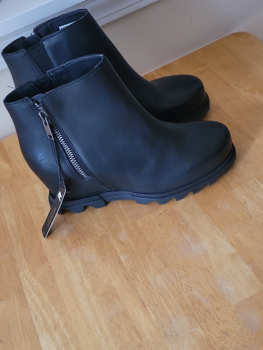 SOREL Joan of Arctic Wedge III Zip Bootie